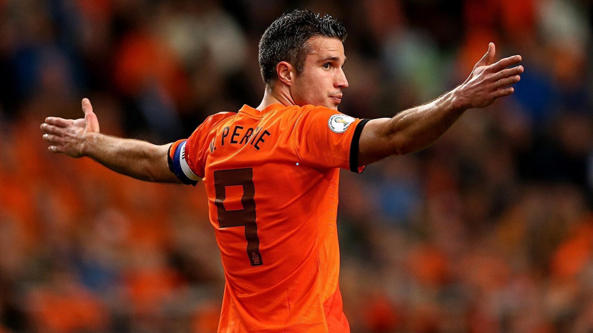 努萨赞誉哈兰德，世界最佳球员的领袖力量