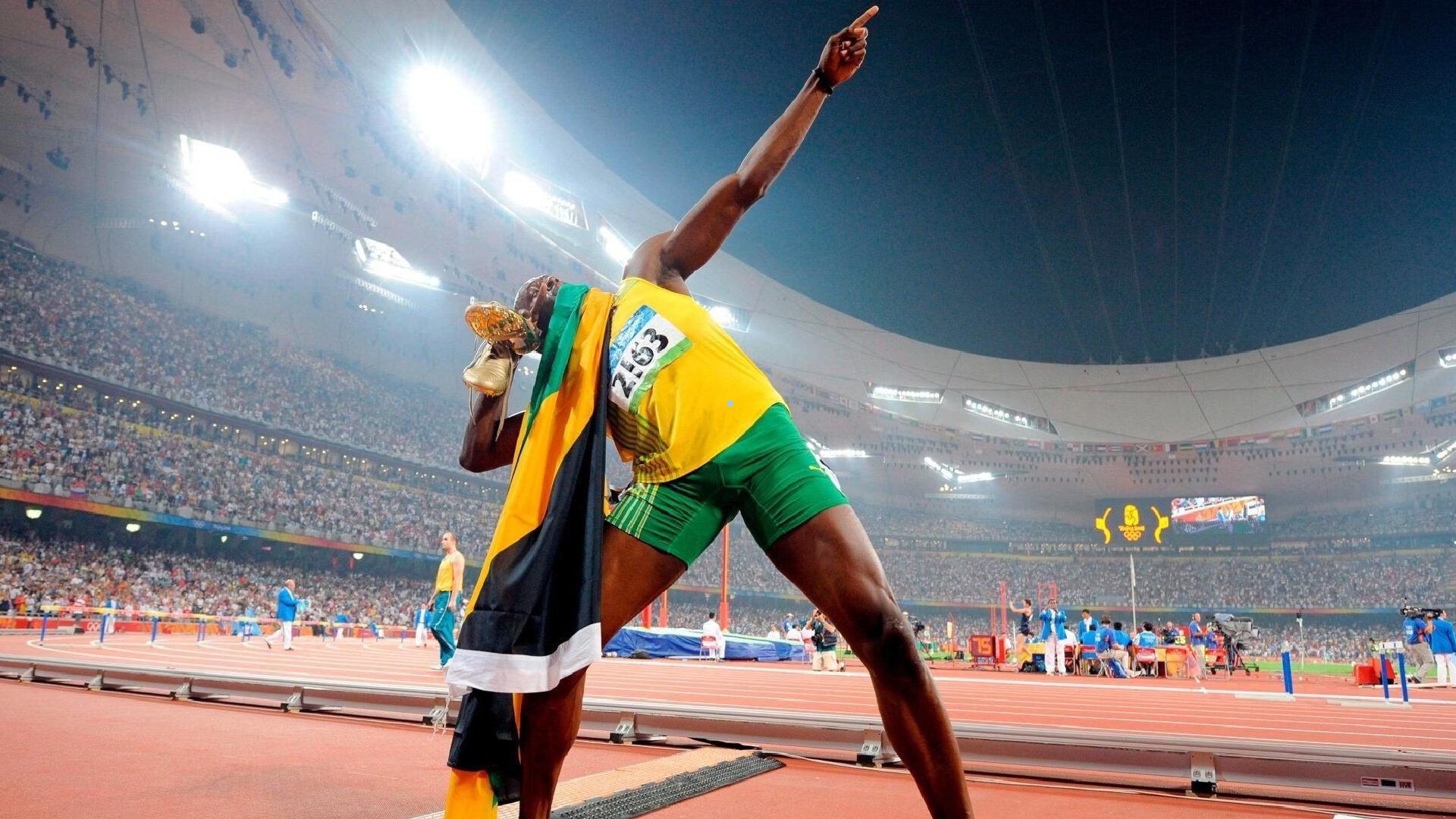 华体会app：邵佳一坦言国足成绩未达国人期望，但18强赛突围显球队韧性成长