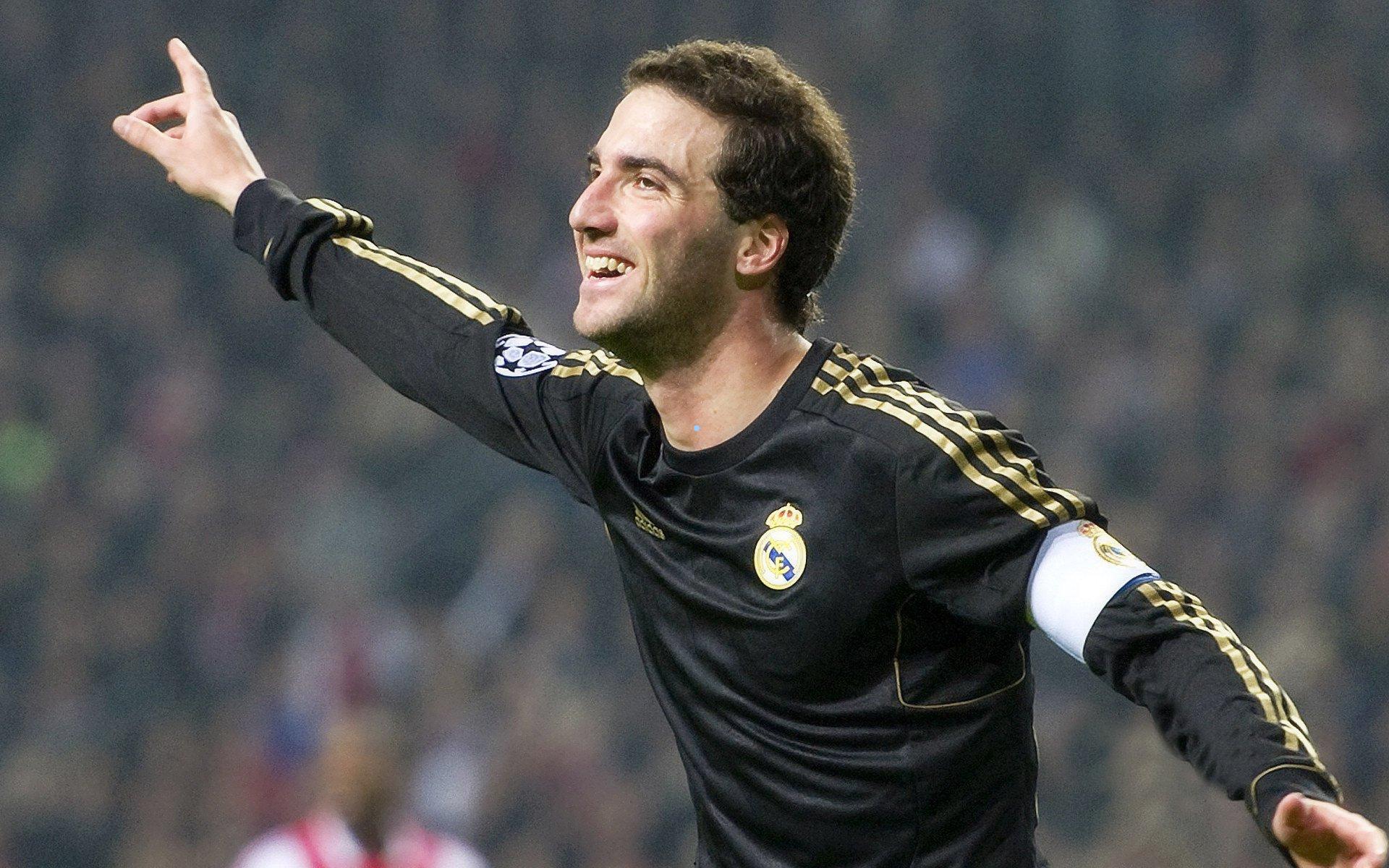 澳大利亚国脚阿尔扎尼租借回归墨尔本城，官方公告正式确认开启新篇章